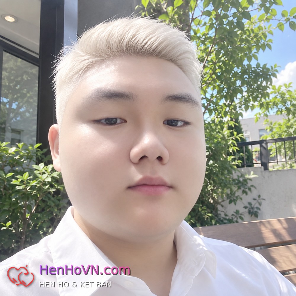 Ảnh đại diện của Lê hoàng long, 19 tuổi tại Hà Nội