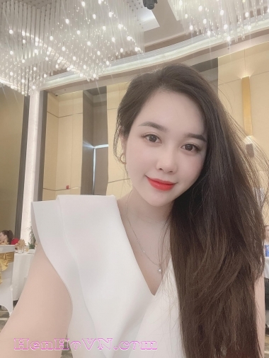 Thu Hà