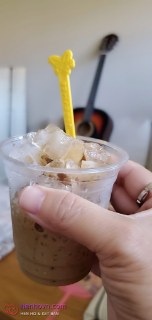 Tháng Tư