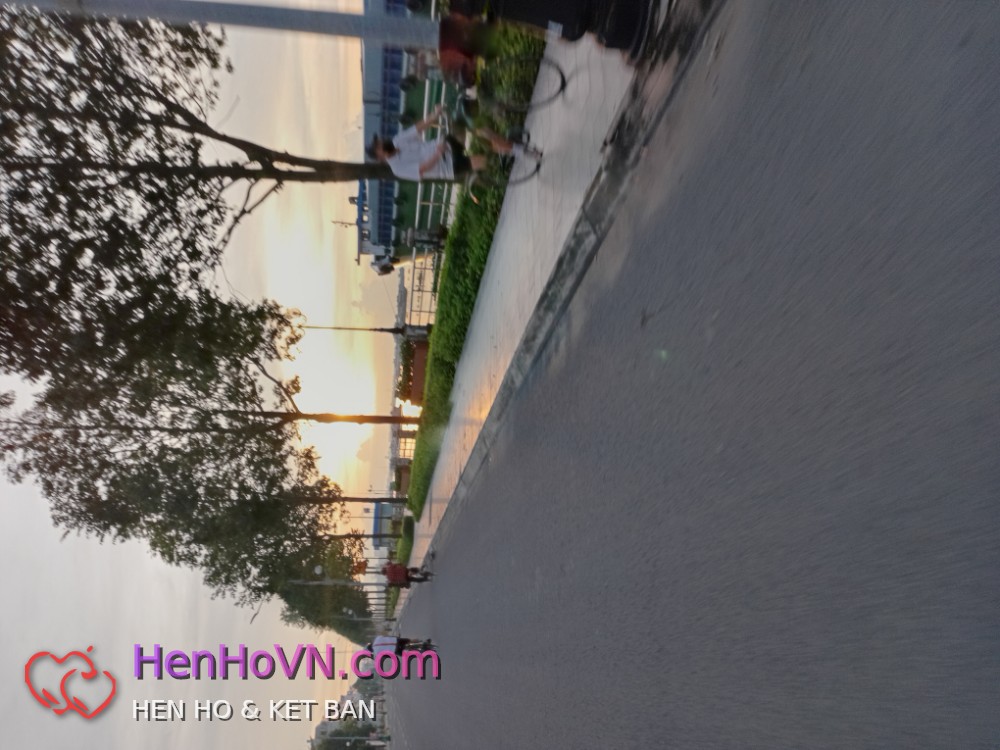 Ảnh đại diện của Nguyen minh, 19 tuổi tại Tiền Giang